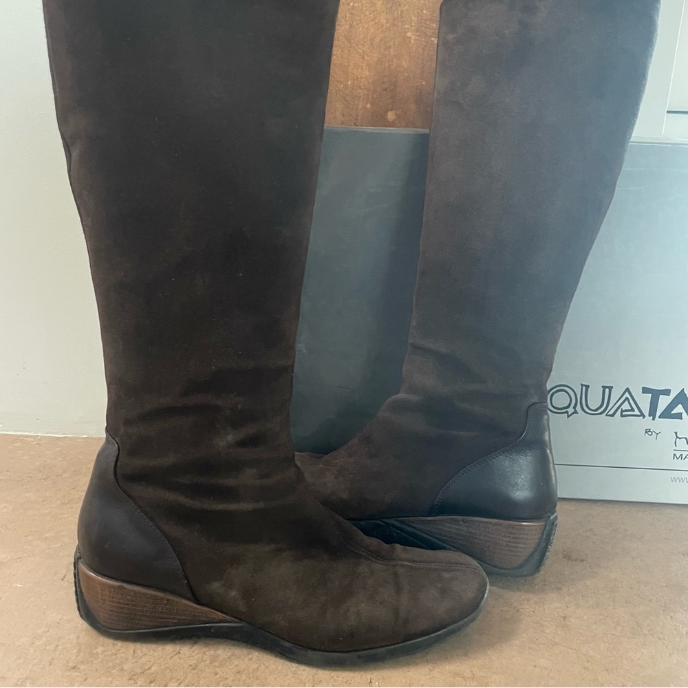 Aquatalia Meadow Boot Brown Suede Size 10 Waterproof Wdge Heel Padded Lining - Picture 3 of 14